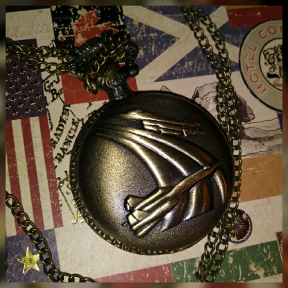 Airplane jets pocket watch